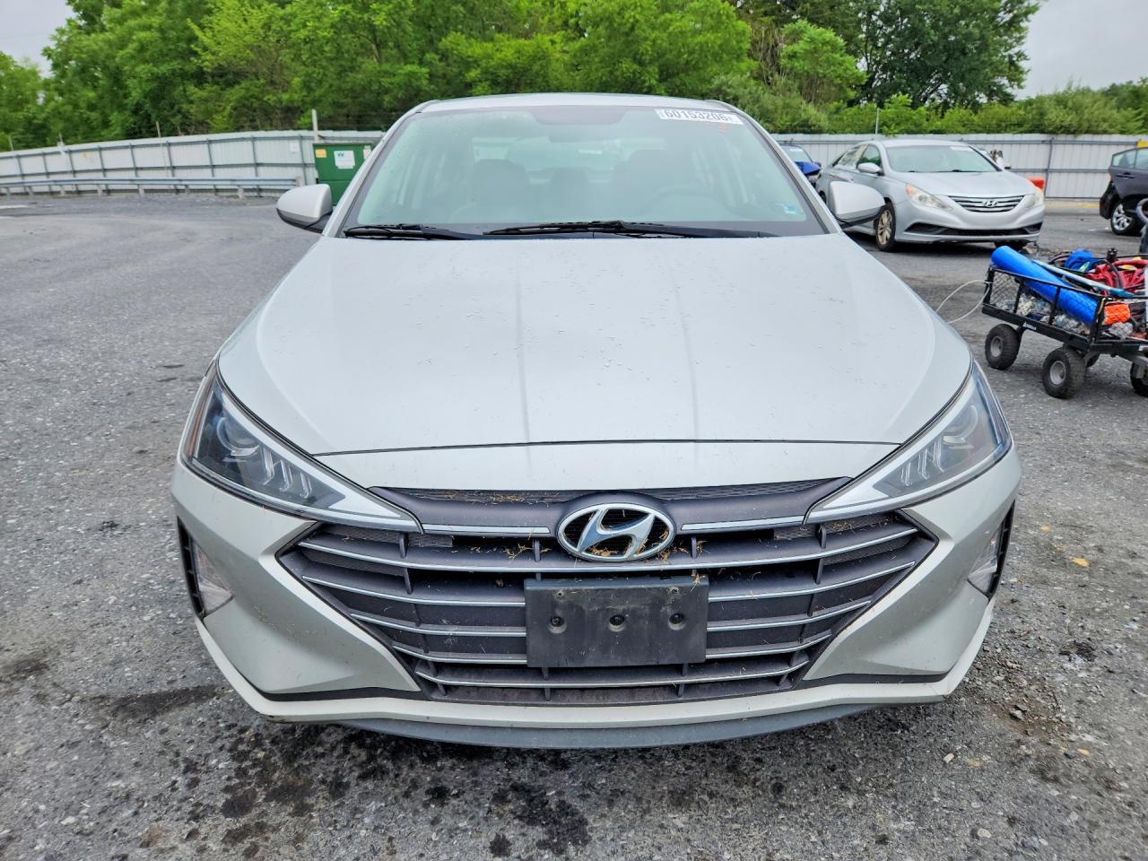 2019 HYUNDAI ELANTRA SE — Фото 5 из 12