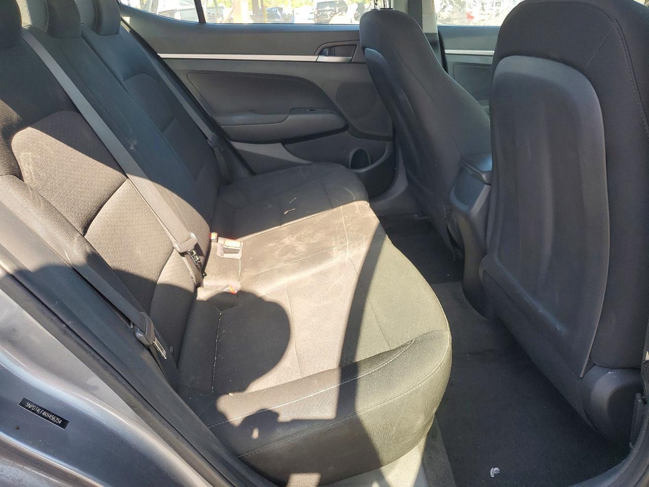 2019 HYUNDAI ELANTRA SE — Фото 10 из 13