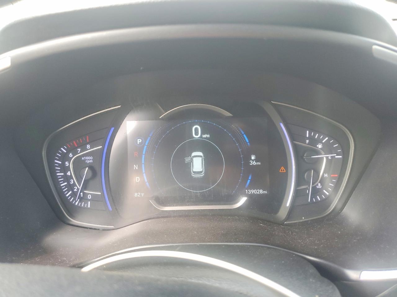 2019 HYUNDAI SANTA FE SEL 2.4L — Фото 9 из 13