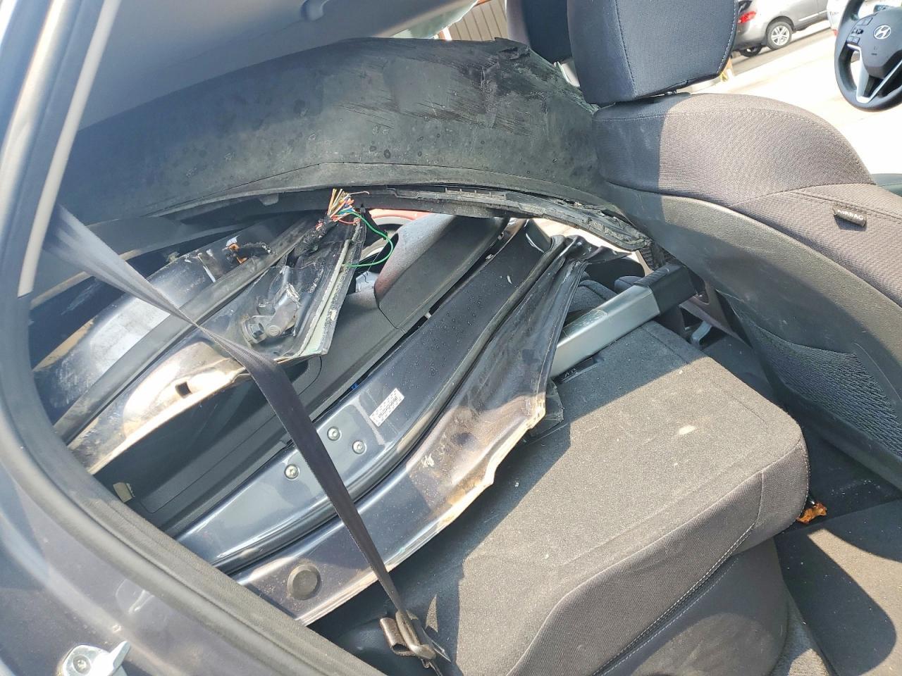 KM8J3CA45KU004602 2019 HYUNDAI TUCSON photo no. 11