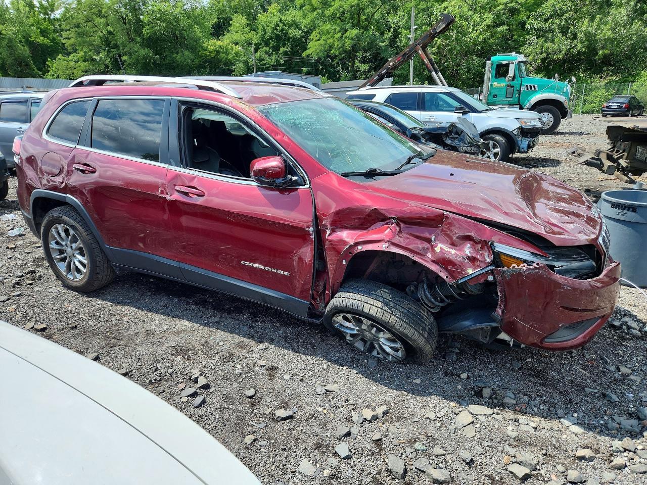 1C4PJMLB1KD195005 2019 JEEP CHEROKEE photo no. 4