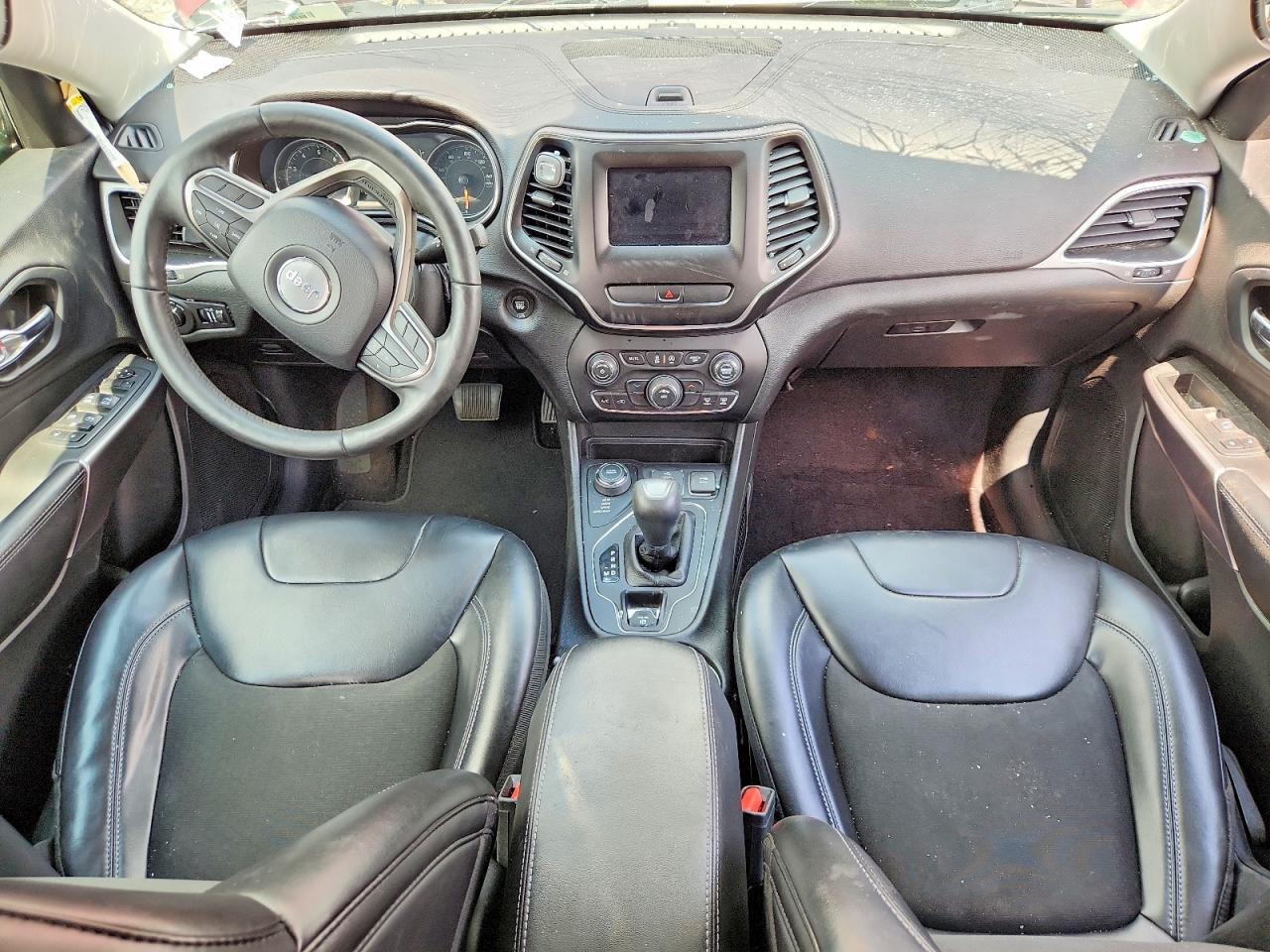 1C4PJMLB1KD195005 2019 JEEP CHEROKEE photo no. 8