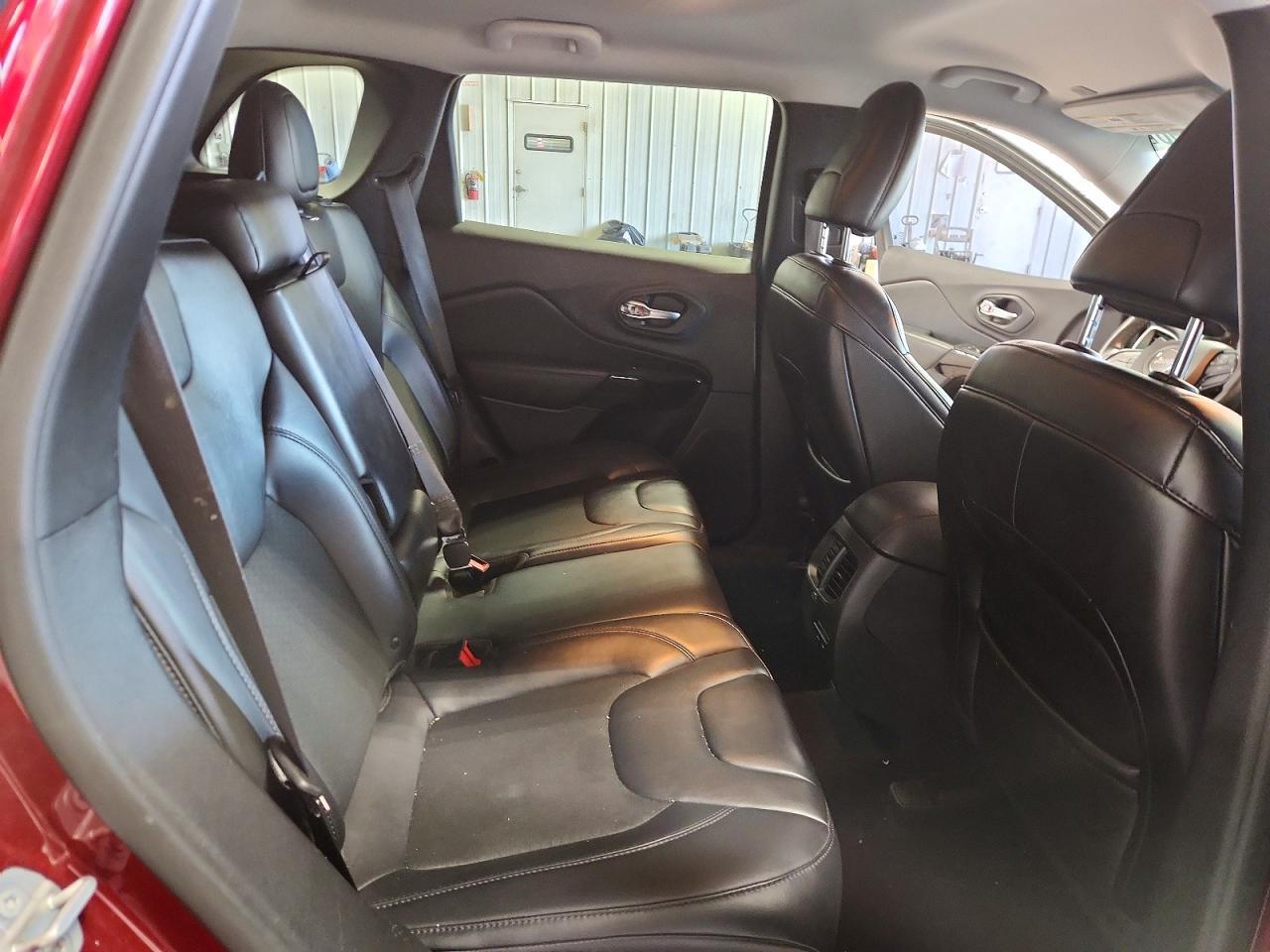 2019 JEEP CHEROKEE LATITUDE PLUS — Фото 11 из 13