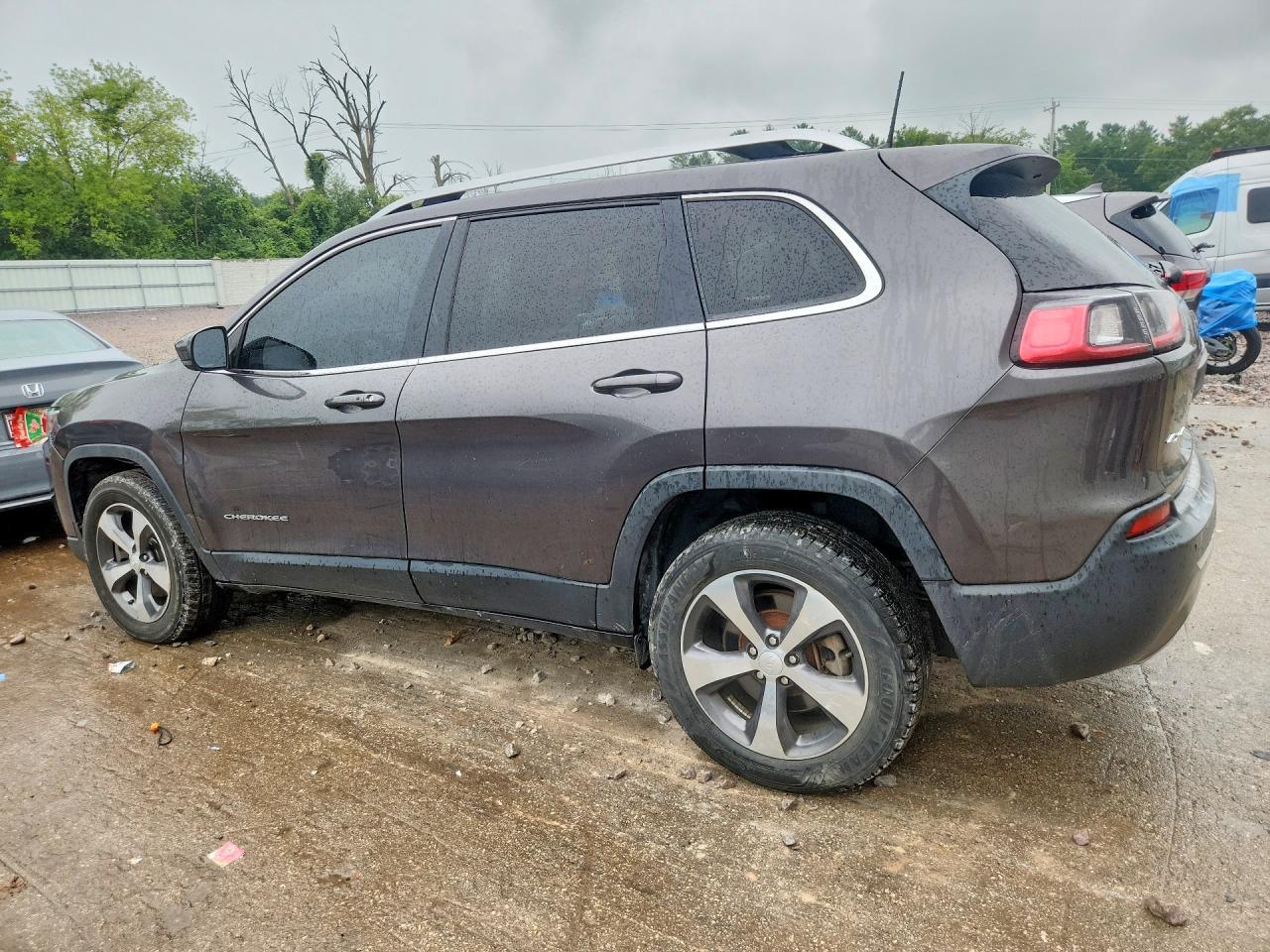 2019 JEEP CHEROKEE LIMITED — Фото 2 из 12