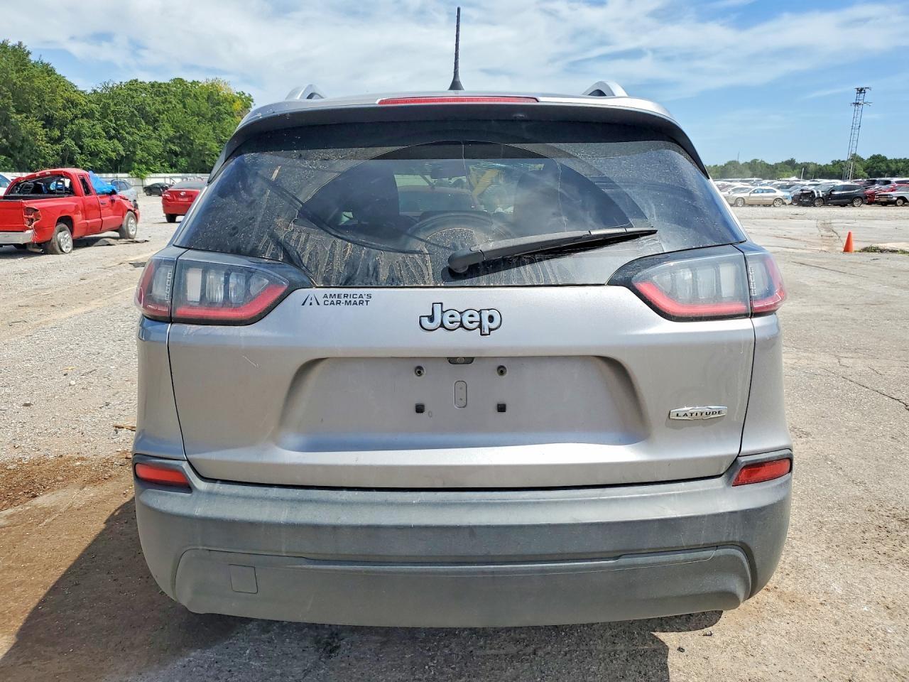 2019 JEEP CHEROKEE LATITUDE — Фото 6 из 13