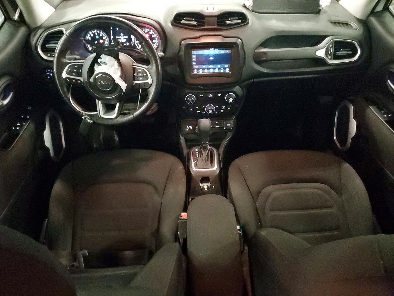2019 JEEP RENEGADE LATITUDE — Фото 8 из 13