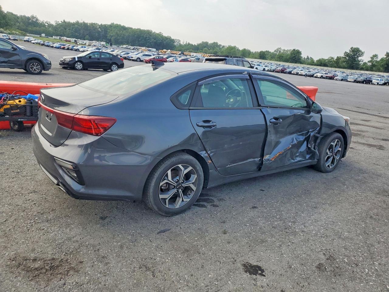 2019 KIA FORTE LXS — Фото 3 из 12