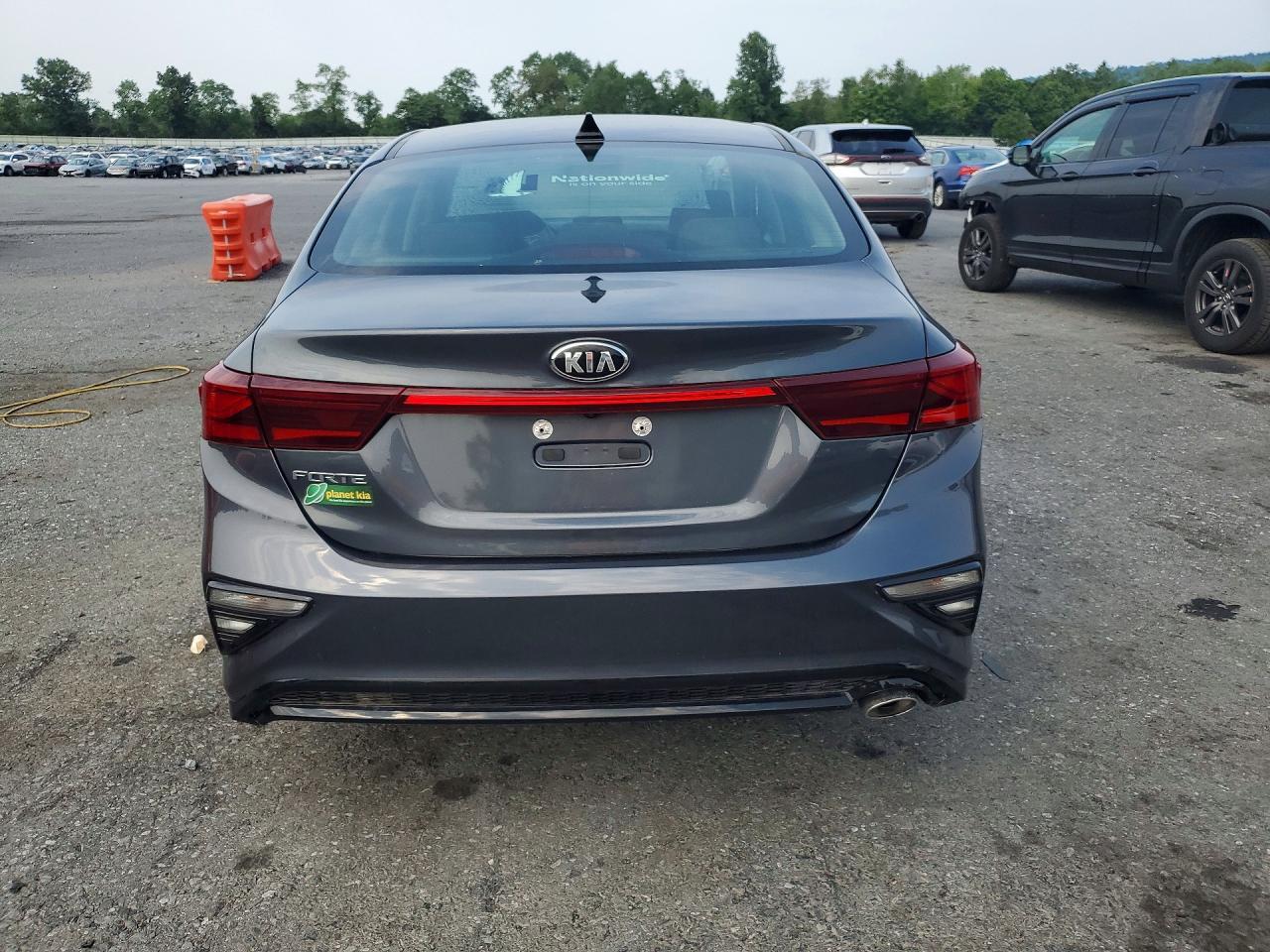 2019 KIA FORTE LXS — Фото 6 из 12