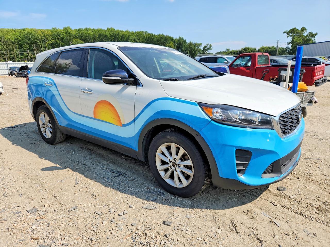 2019 KIA SORENTO LX V6 — Фото 4 из 13