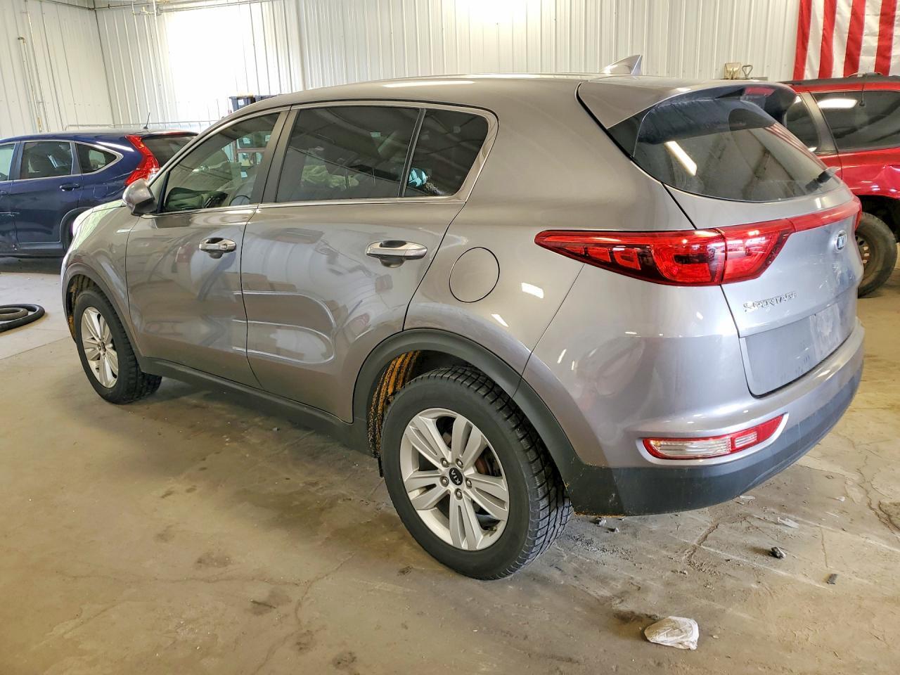 2019 KIA SPORTAGE LX — Фото 2 из 13