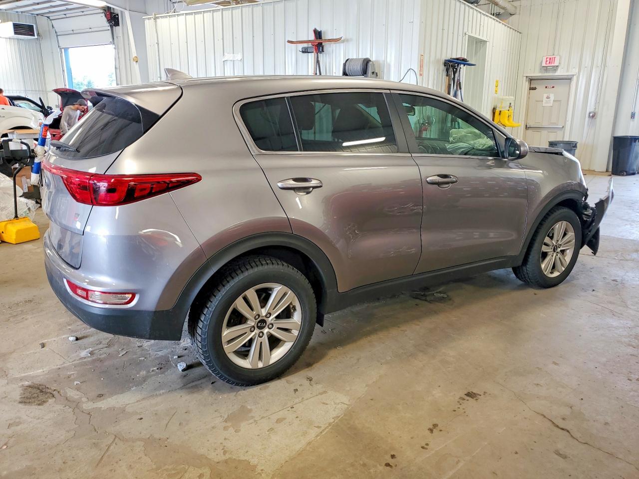 2019 KIA SPORTAGE LX — Фото 3 из 13