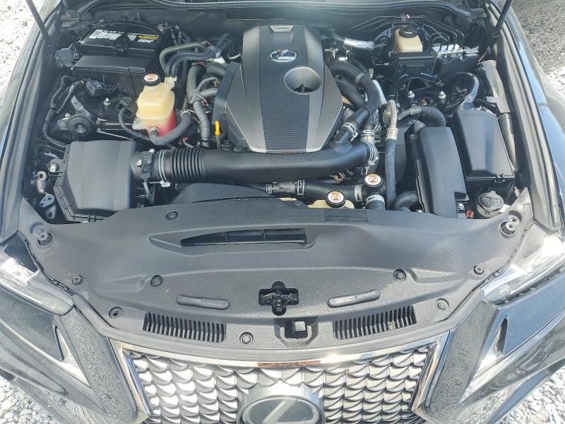 2019 LEXUS IS 300 — Фото 11 из 12