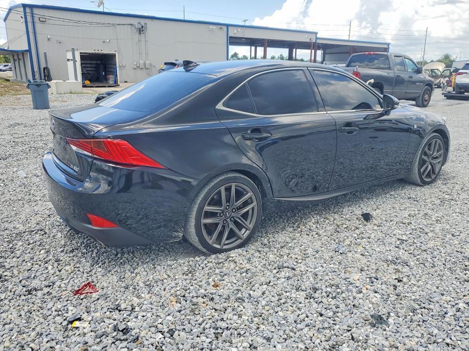 2019 LEXUS IS 300 — Фото 3 из 12