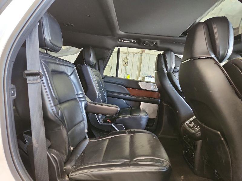 2019 LINCOLN NAVIGATOR RESERVE — Фото 11 из 15