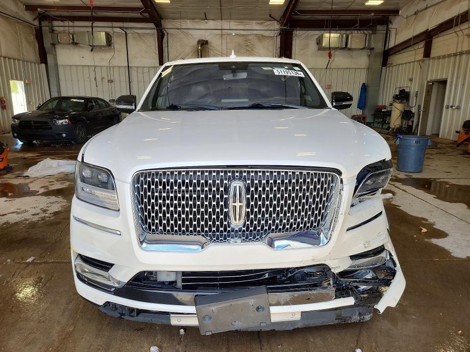 2019 LINCOLN NAVIGATOR RESERVE — Фото 5 из 15