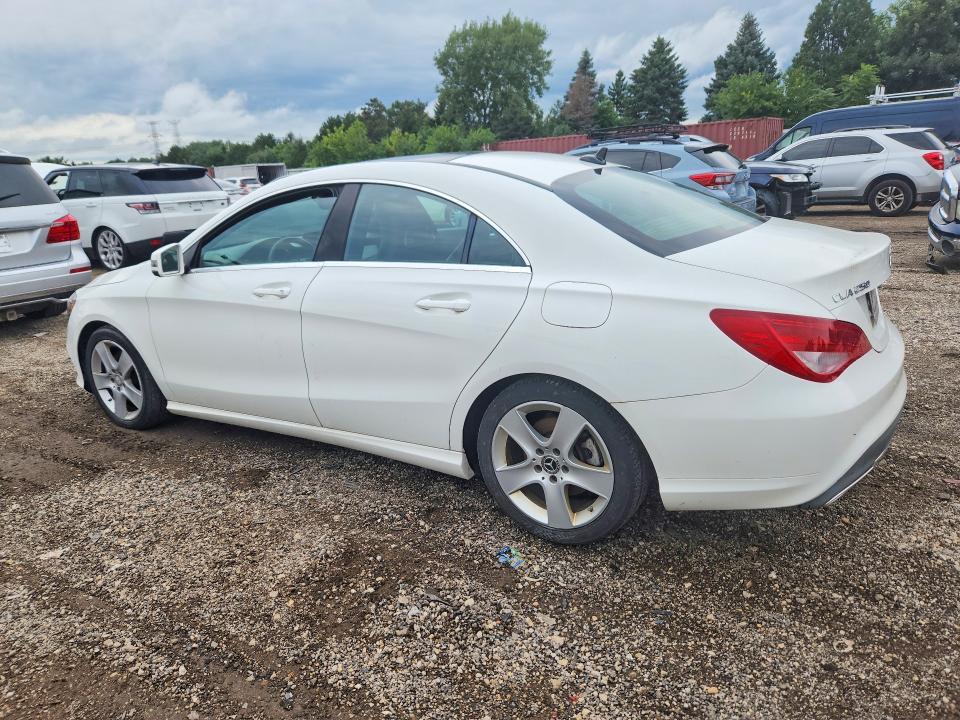 2019 MERCEDES-BENZ CLA 250 — Фото 2 из 12