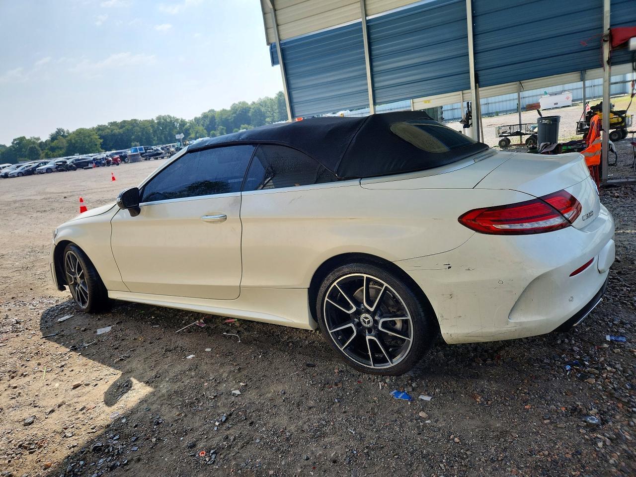 WDDWK8DB2KF807964 2019 MERCEDES-BENZ C photo no. 2