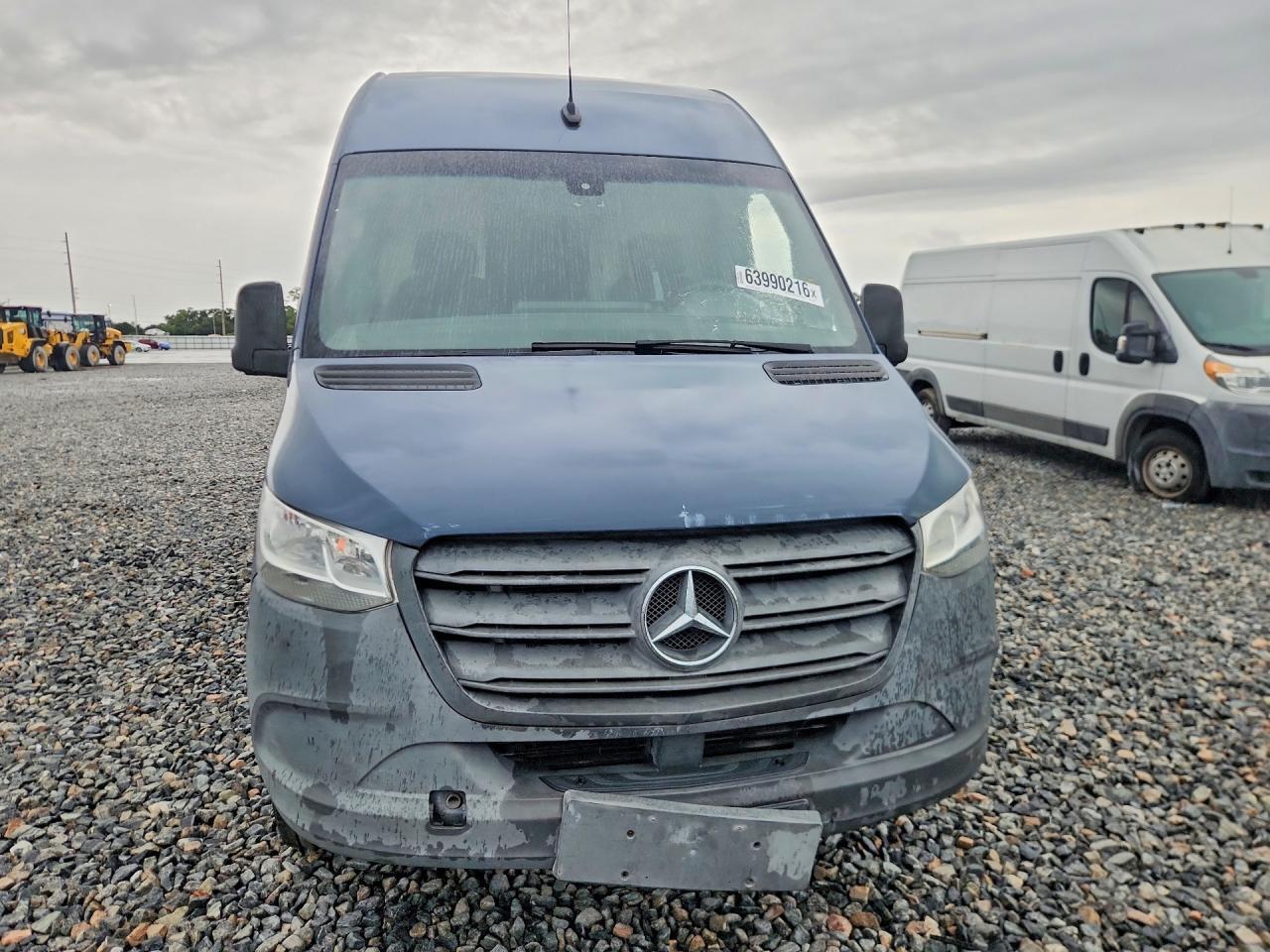 2019 MERCEDES-BENZ SPRINTER 2500/3500 DELIVERY VAN — Фото 5 из 14