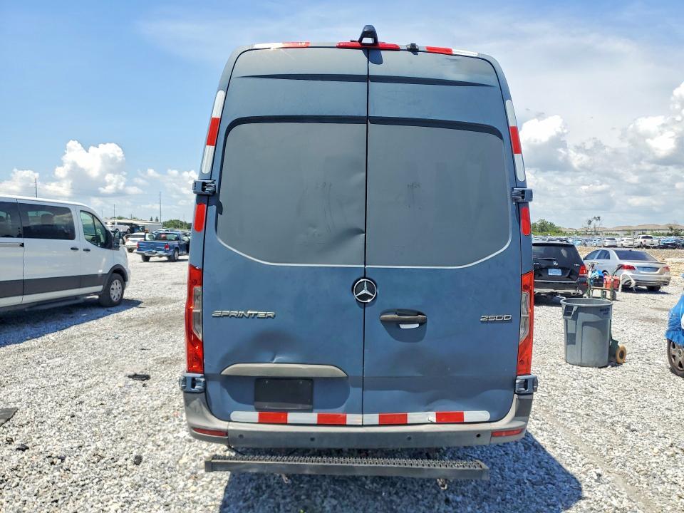 2019 MERCEDES-BENZ SPRINTER 2500/3500 DELIVERY VAN — Фото 6 из 13