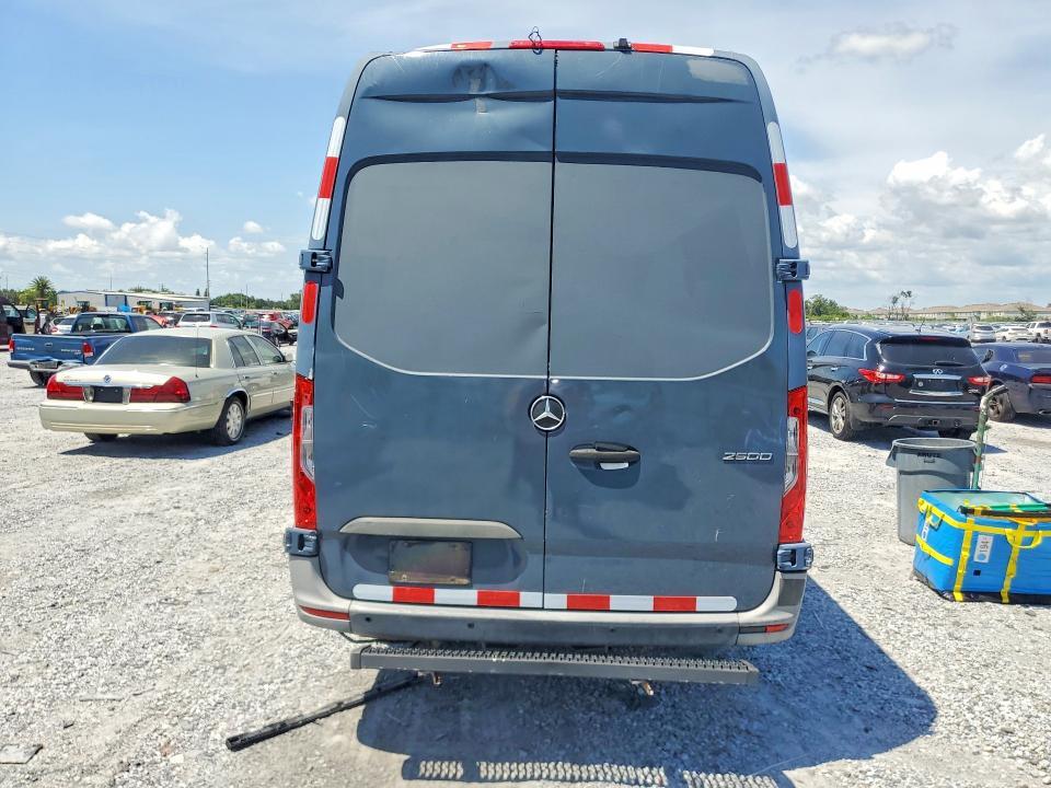 2019 MERCEDES-BENZ SPRINTER 2500/3500 DELIVERY VAN — Фото 6 из 13