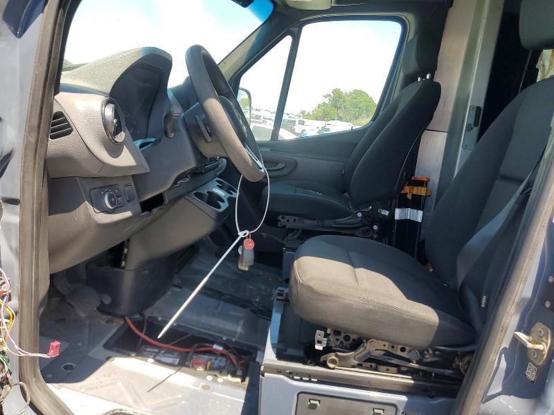 2019 MERCEDES-BENZ SPRINTER 2500/3500 DELIVERY VAN — Фото 7 из 13