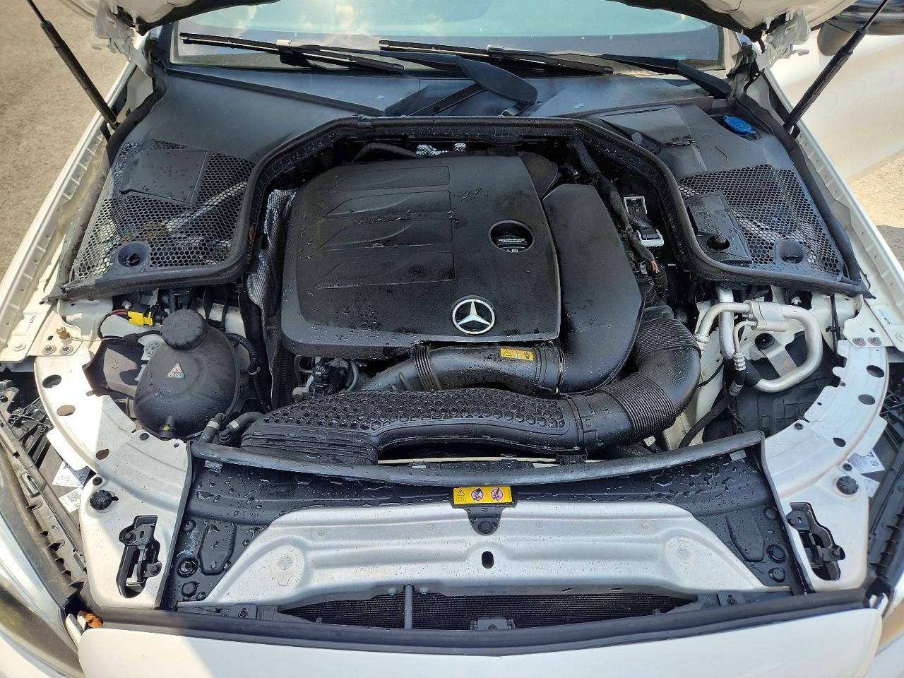 2019 MERCEDES-BENZ C 300 — Фото 11 из 12