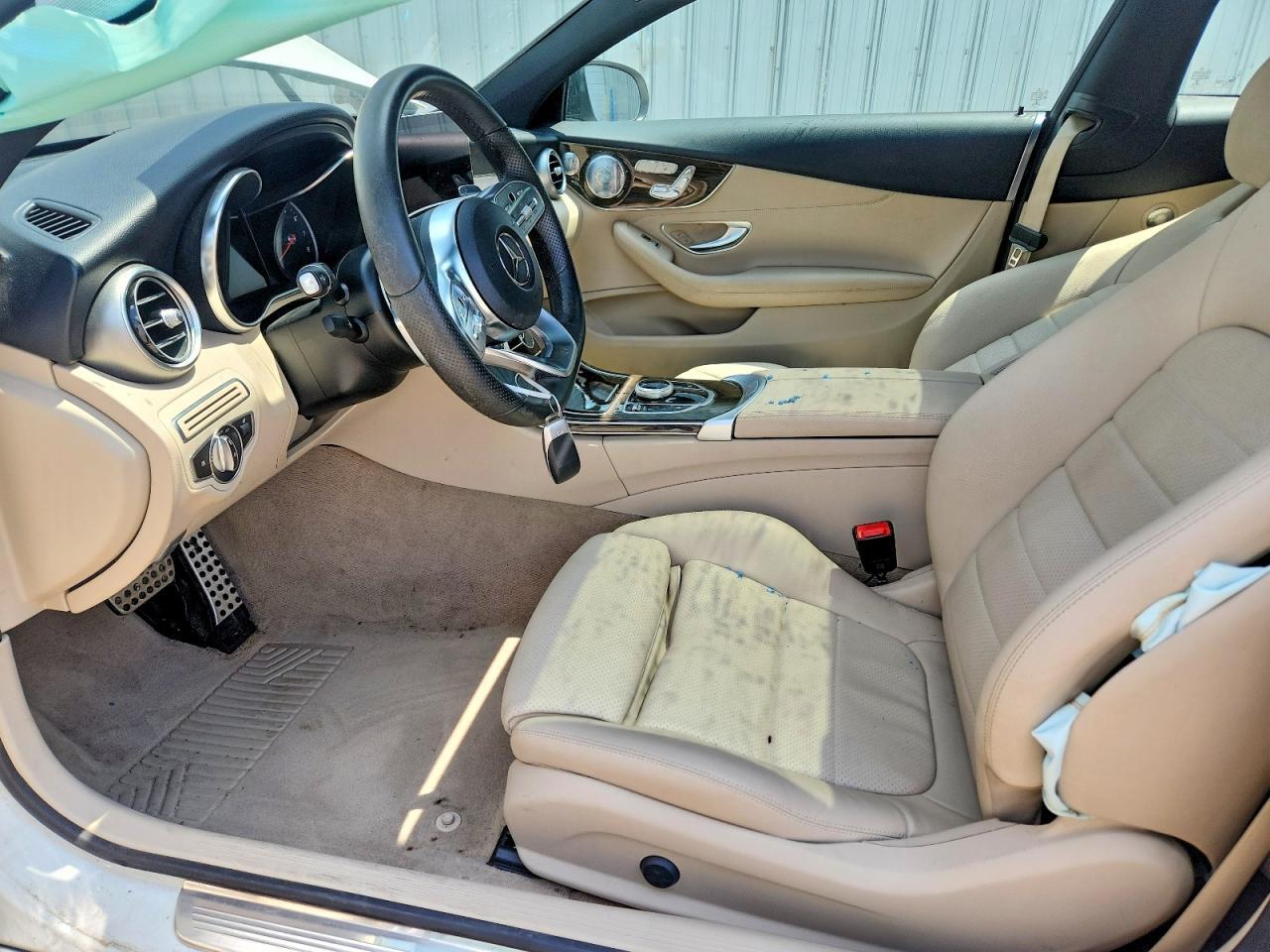 2019 MERCEDES-BENZ C 300 — Фото 7 из 12