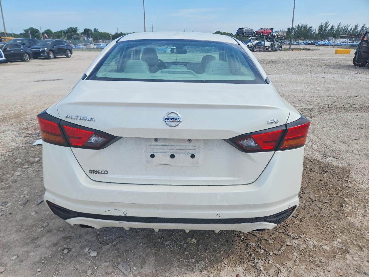 2019 NISSAN ALTIMA SV — Фото 6 из 12