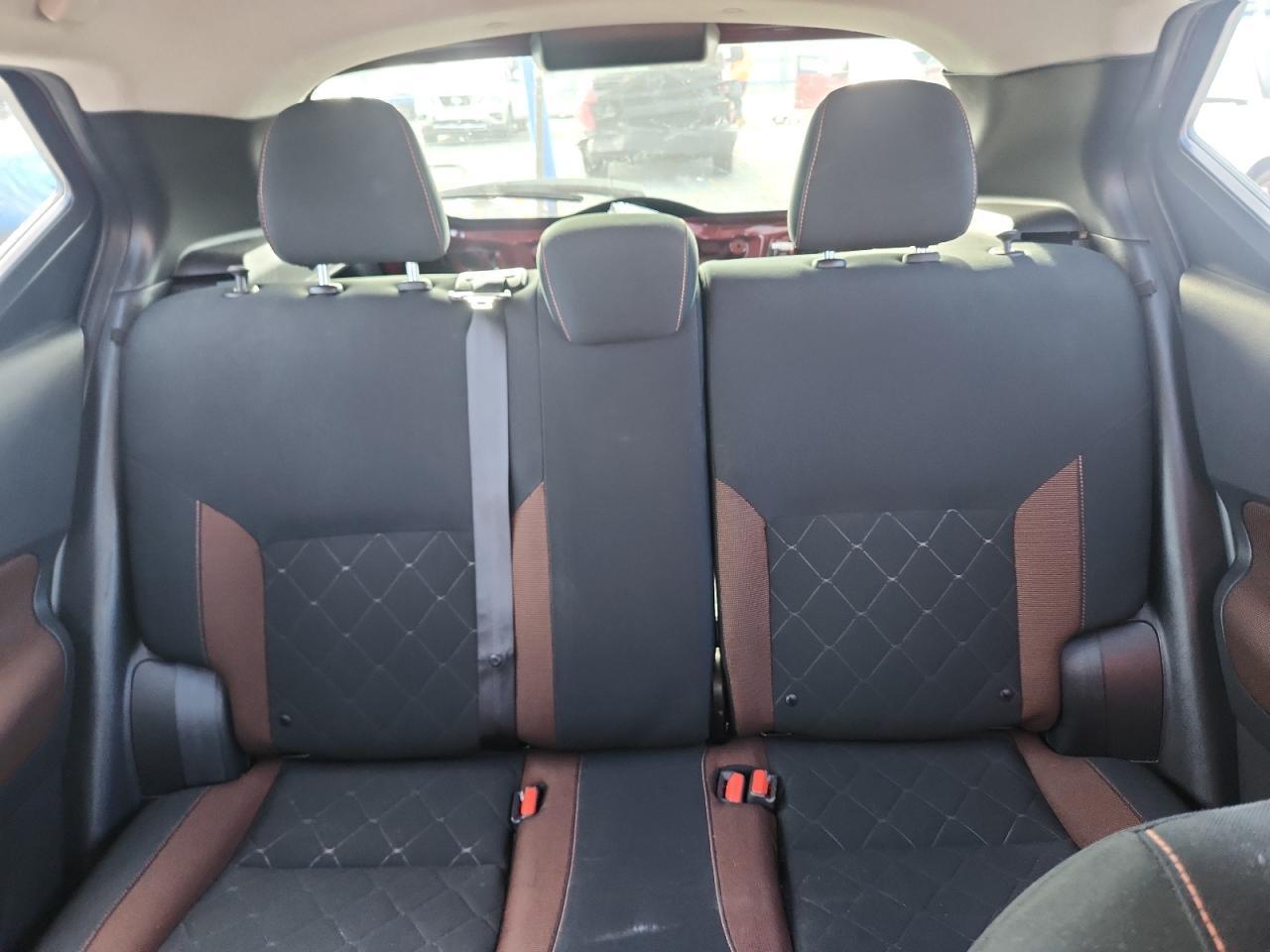 2019 NISSAN KICKS SR — Фото 10 из 13