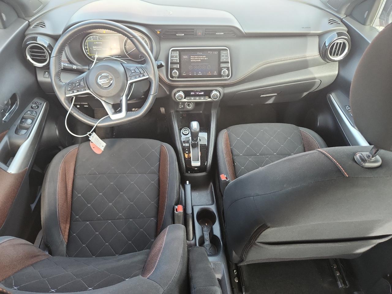 2019 NISSAN KICKS SR — Фото 8 из 13