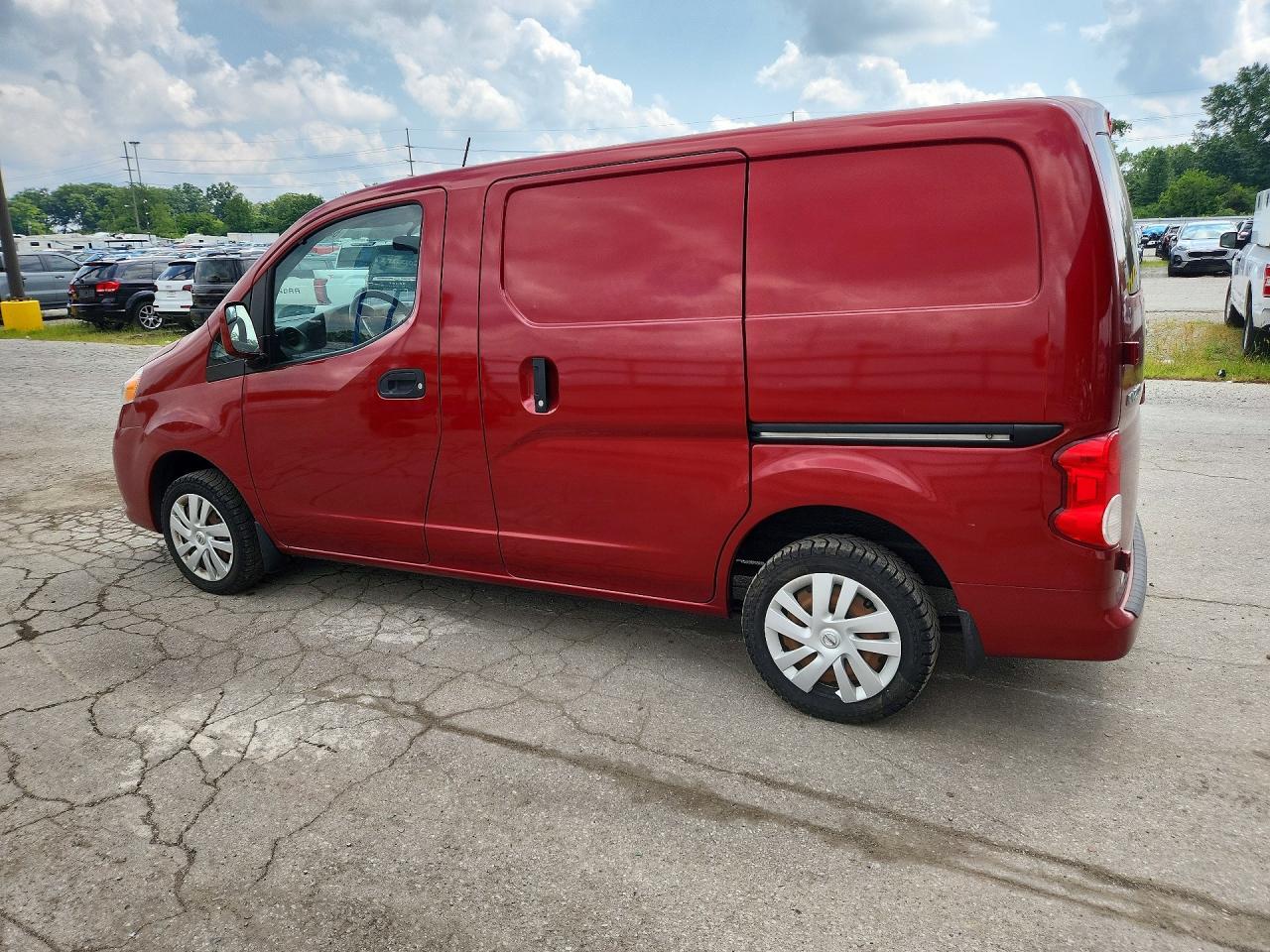 2019 NISSAN NV200 SV — Фото 2 из 13