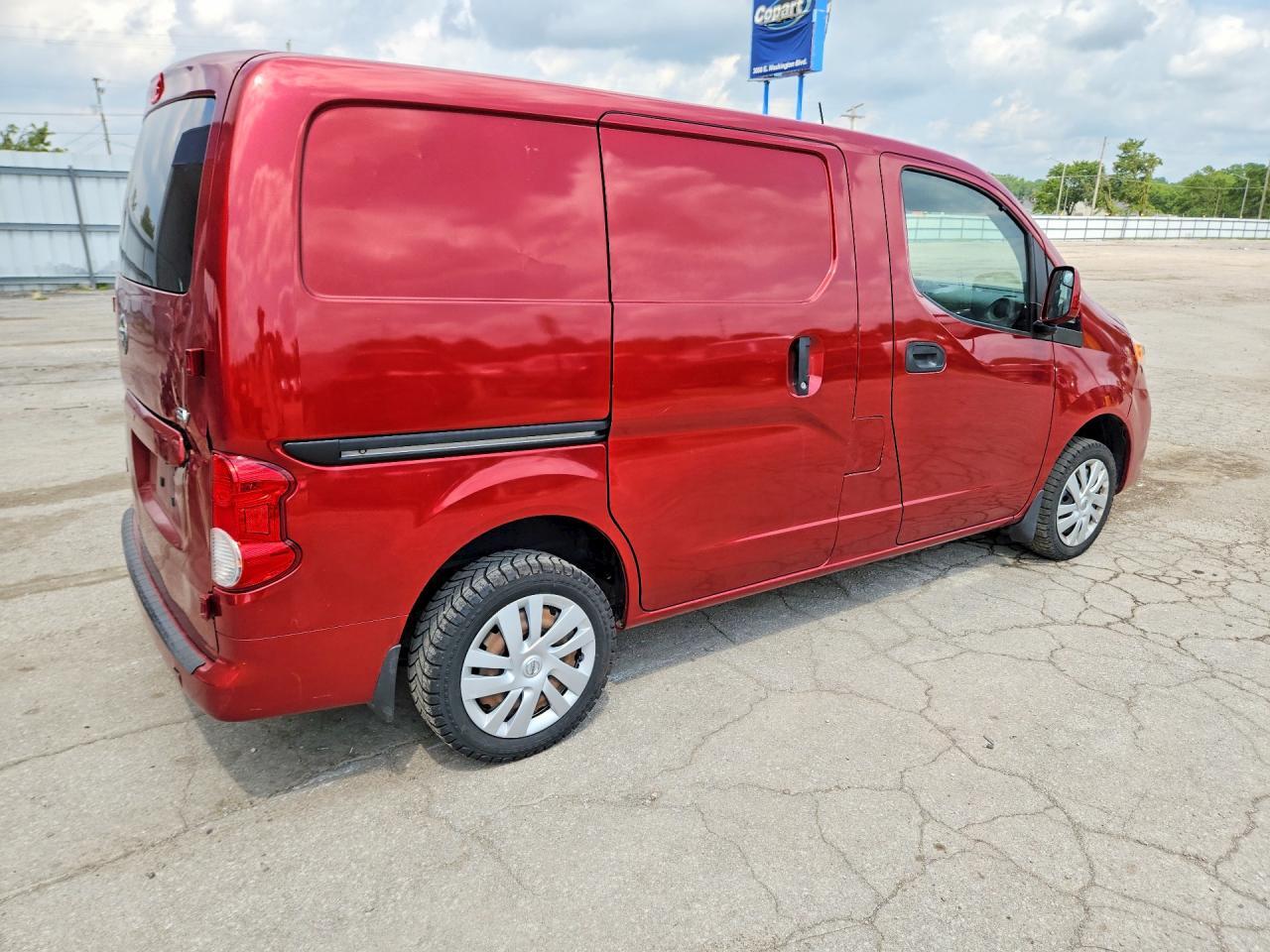 2019 NISSAN NV200 SV — Фото 3 из 13