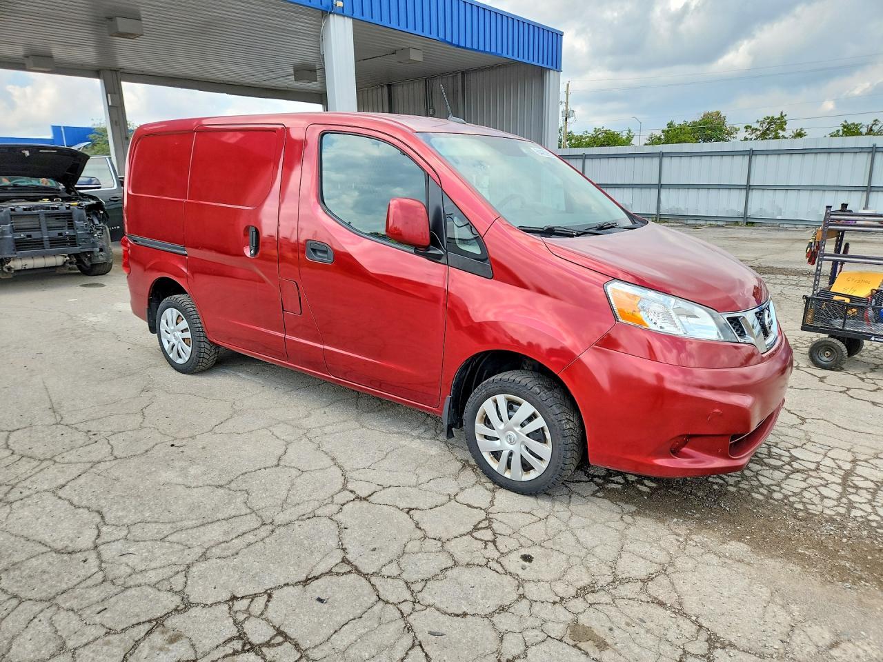 2019 NISSAN NV200 SV — Фото 4 из 13
