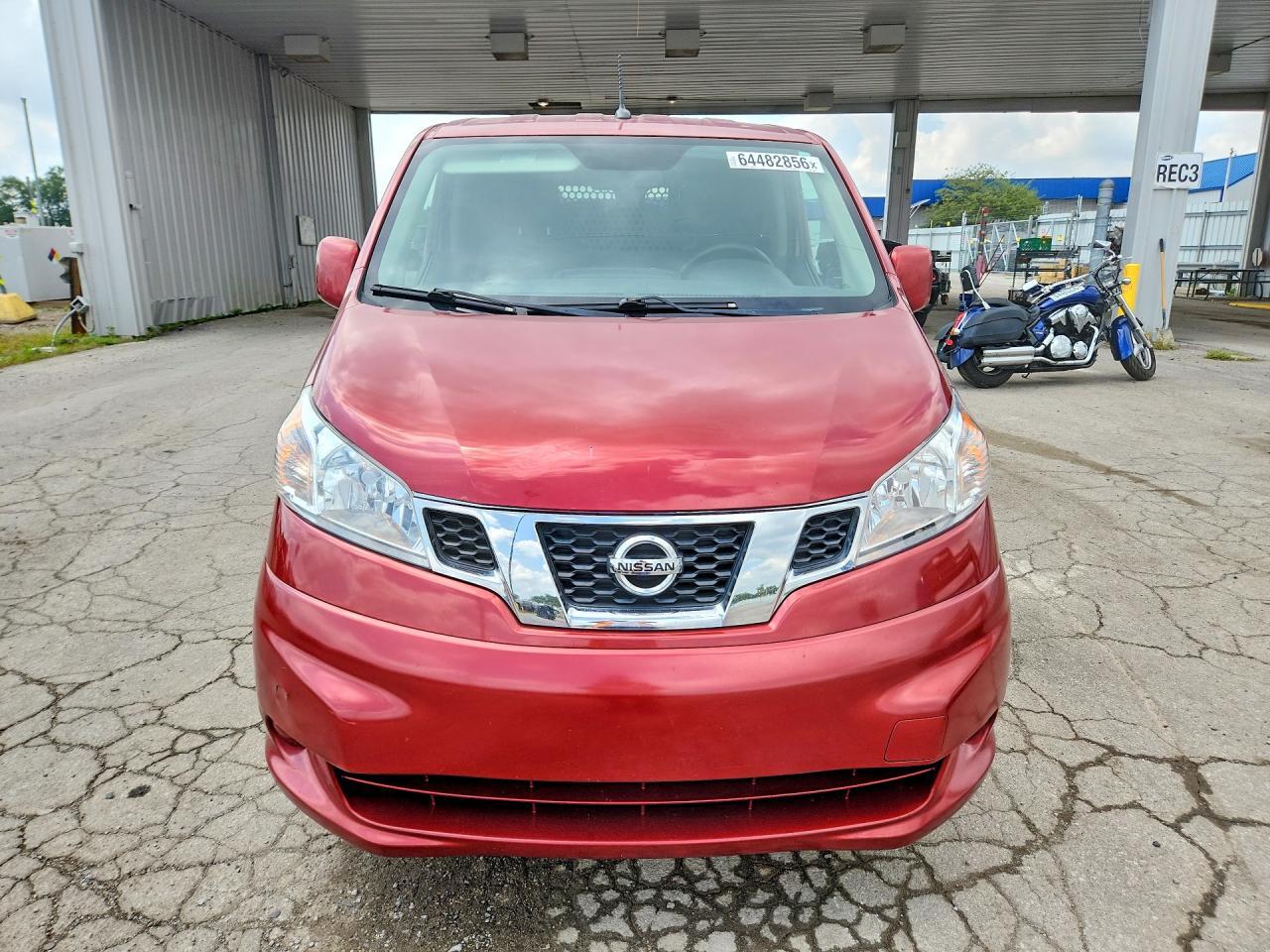 2019 NISSAN NV200 SV — Фото 5 из 13