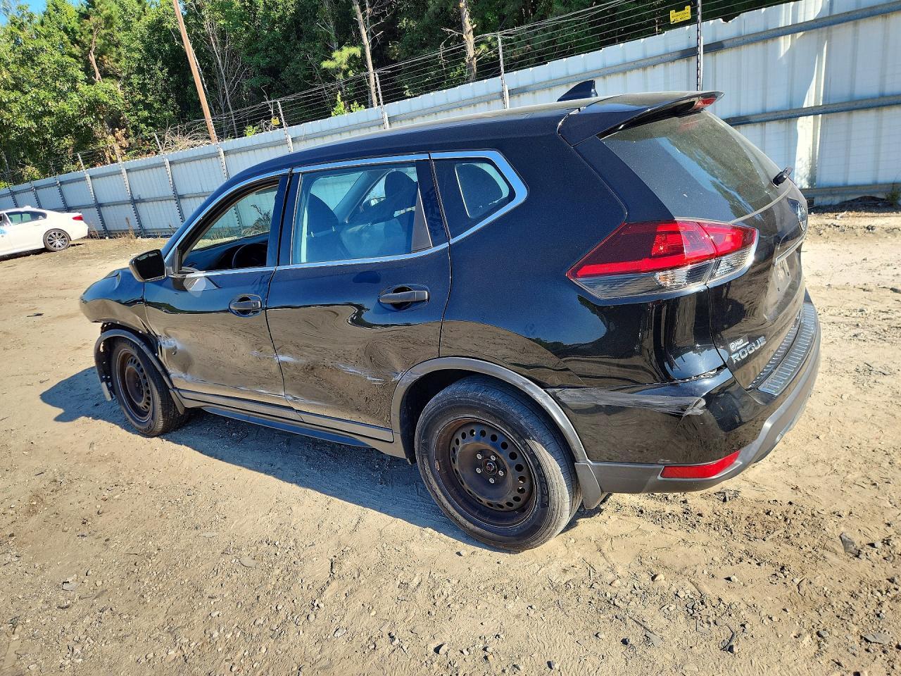 2019 NISSAN ROGUE S — Фото 2 из 13