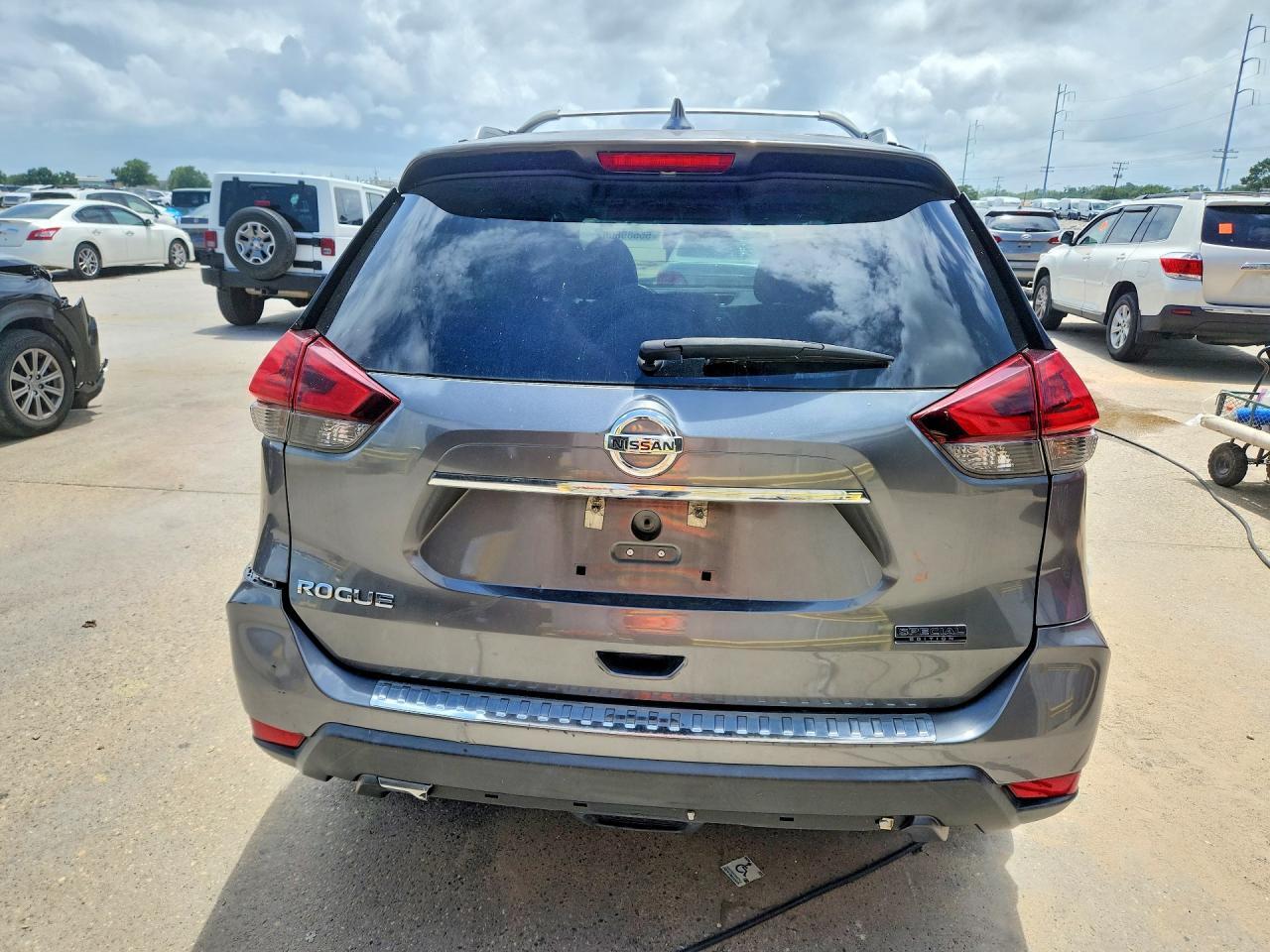 2019 NISSAN ROGUE S — Фото 6 из 13