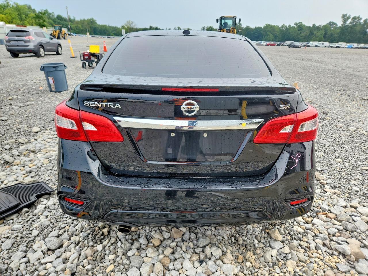 2019 NISSAN SENTRA SR — Фото 6 из 13