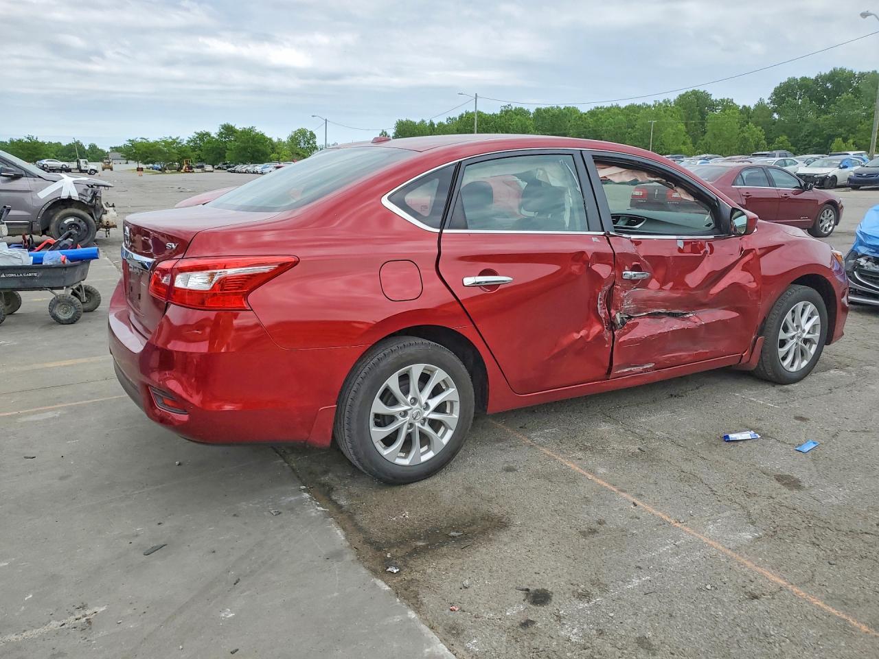 2019 NISSAN SENTRA SV — Фото 3 из 12