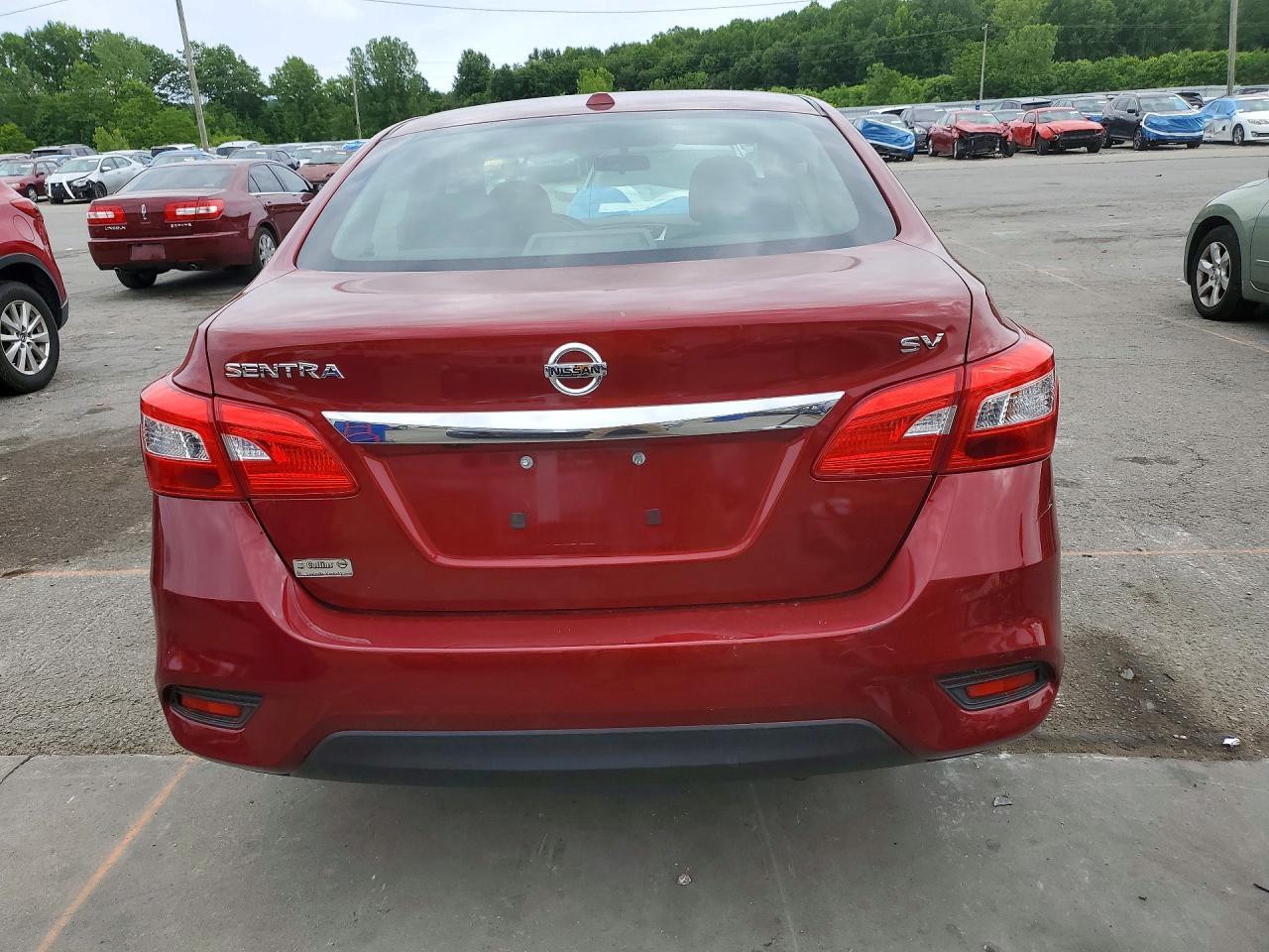 2019 NISSAN SENTRA SV — Фото 6 из 12