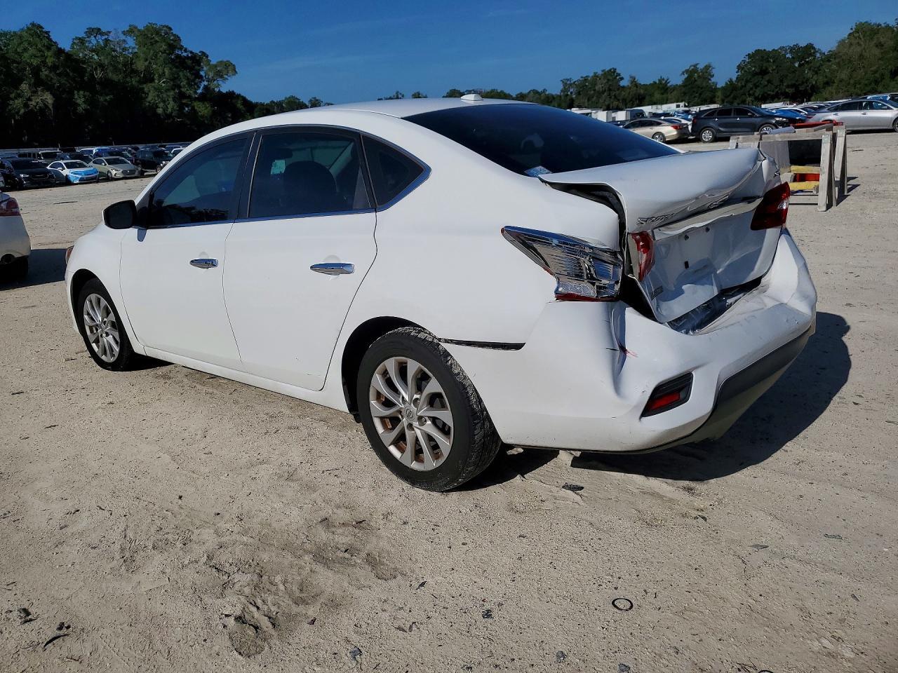 2019 NISSAN SENTRA SV — Фото 2 из 13