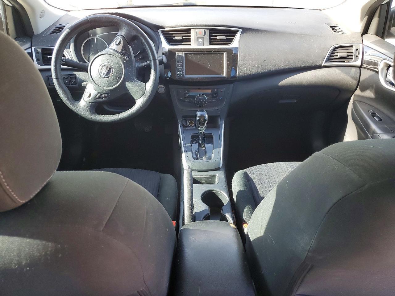 2019 NISSAN SENTRA SV — Фото 8 из 13