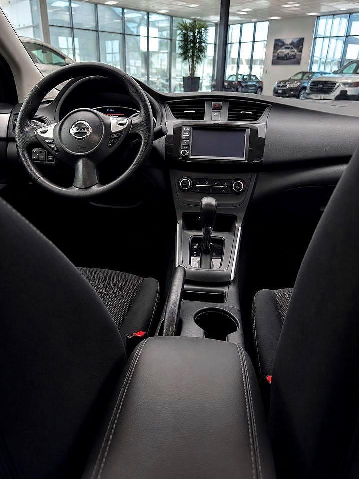 2019 NISSAN SENTRA S — Фото 9 из 10