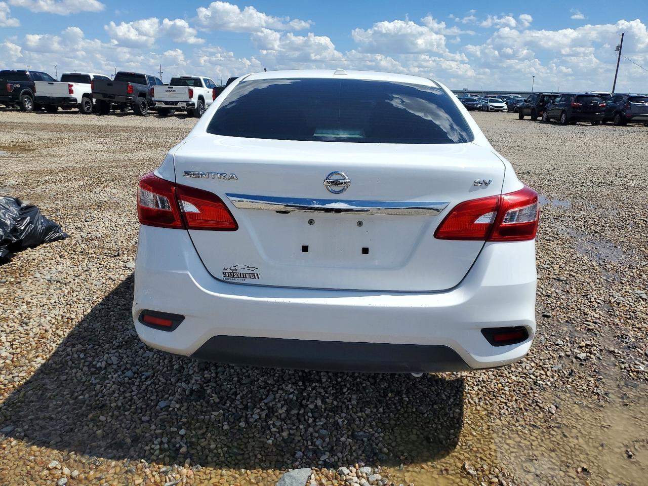 2019 NISSAN SENTRA SV — Фото 6 из 14