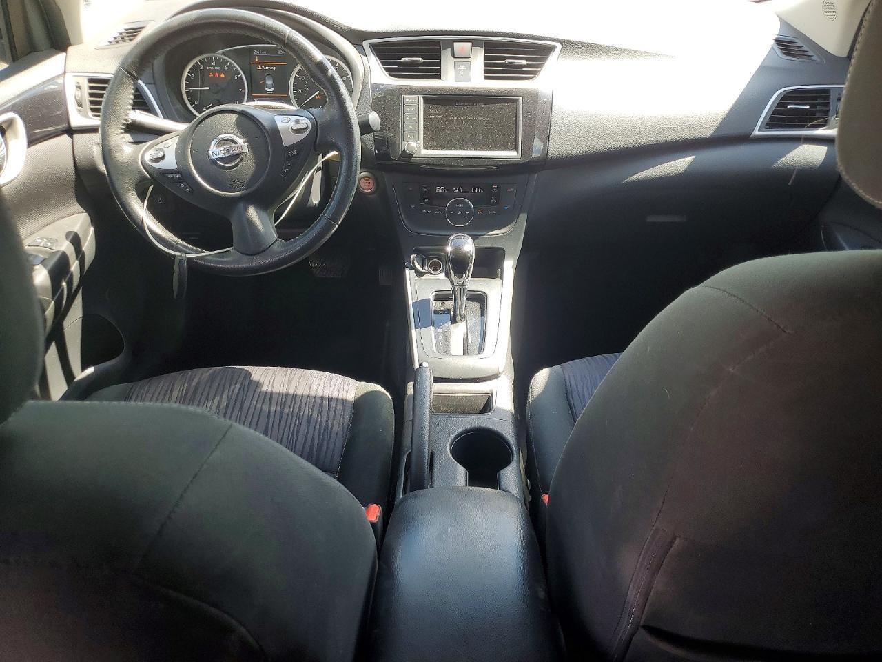 2019 NISSAN SENTRA SV — Фото 8 из 14