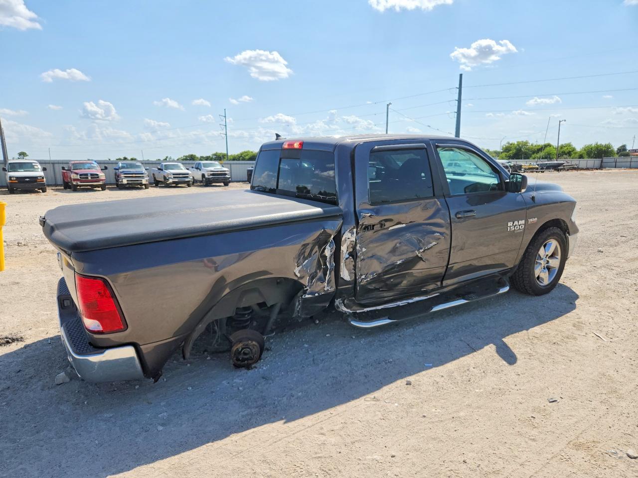 1C6RR6LT7KS539056 2019 RAM 1500 CLASSIC photo no. 3