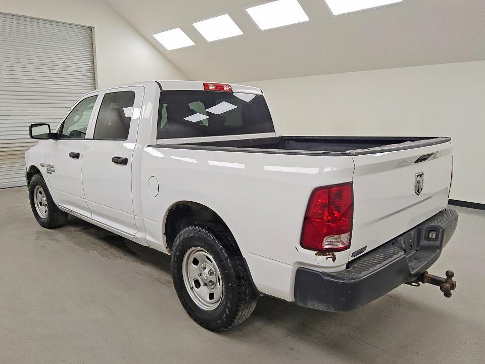 2019 RAM 1500 CLASSIC TRADESMAN — Фото 2 из 12