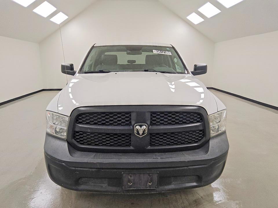 2019 RAM 1500 CLASSIC TRADESMAN — Фото 5 из 12