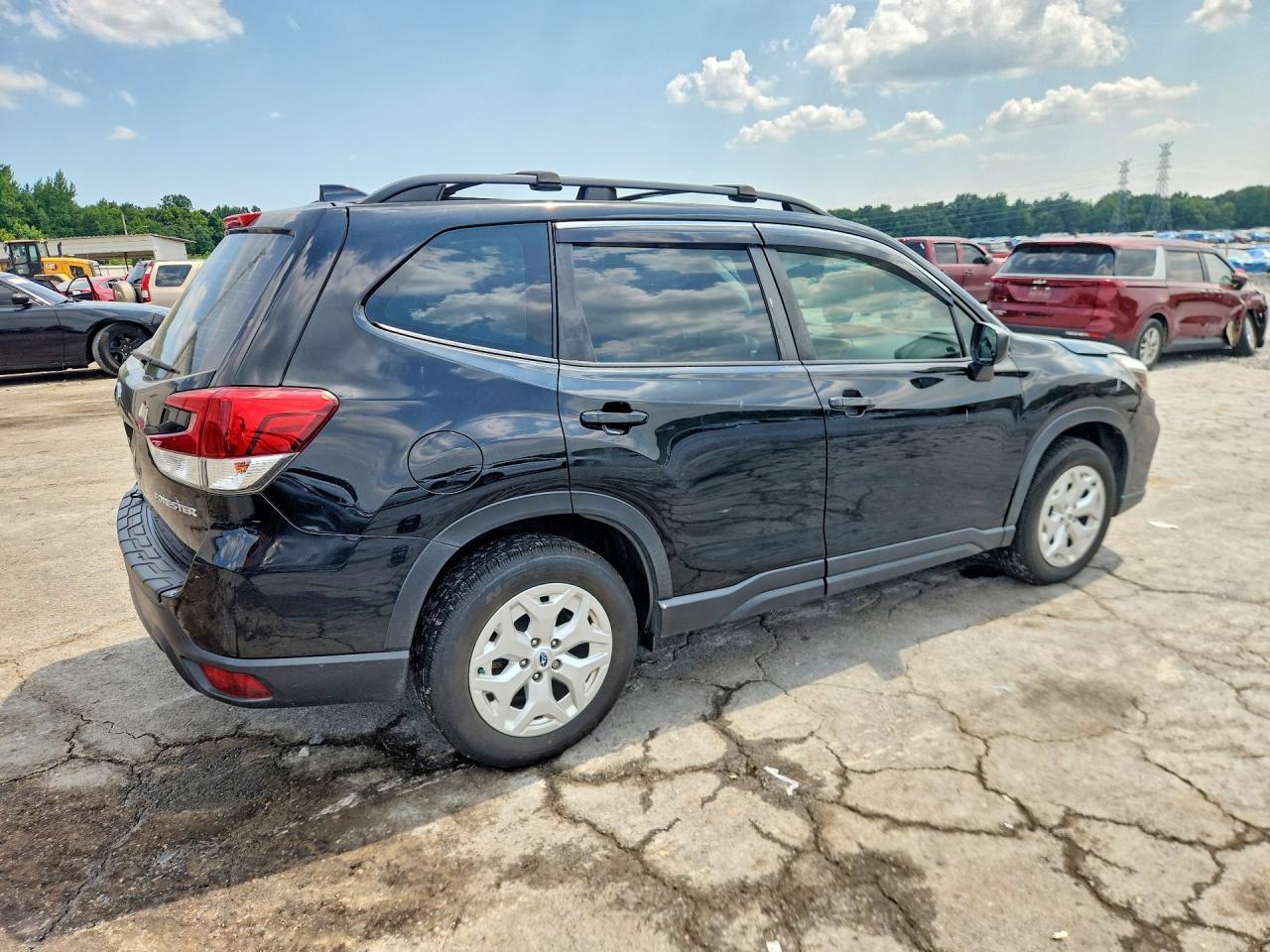 2019 SUBARU FORESTER — Фото 3 из 13