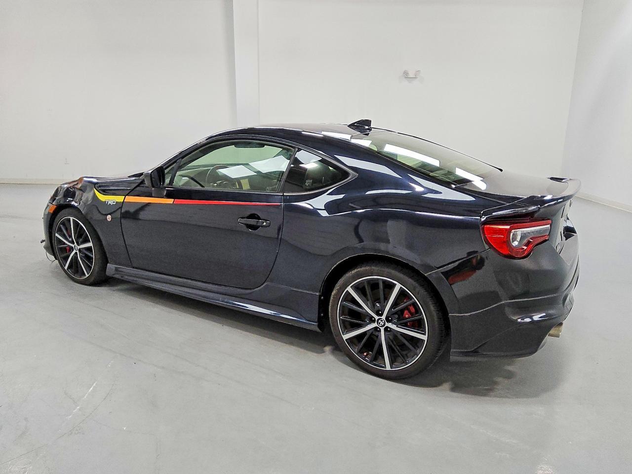 2019 TOYOTA 86 TRD SPECIAL EDITION — Фото 2 из 13