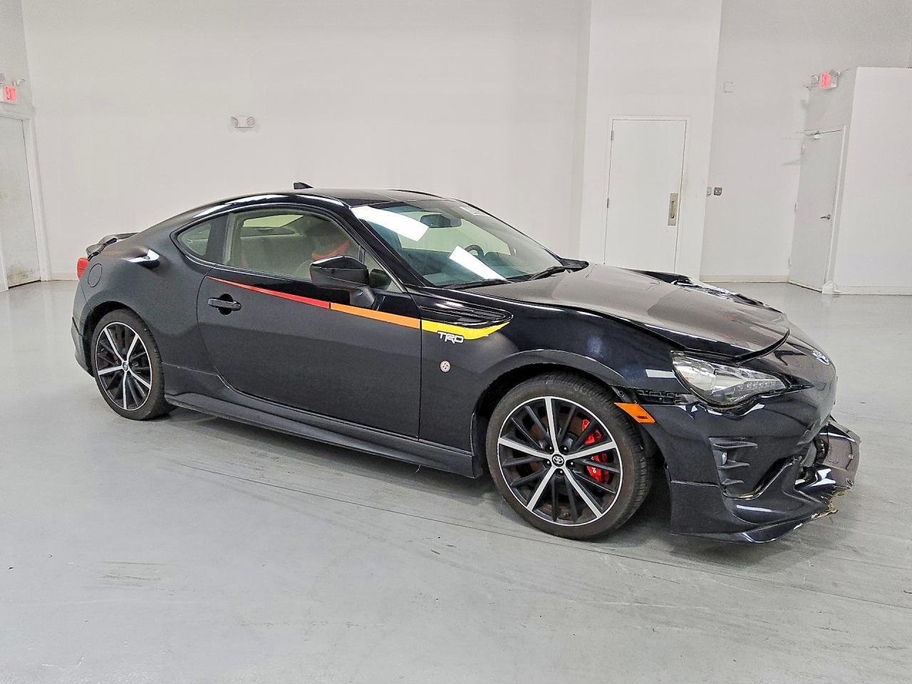 2019 TOYOTA 86 TRD SPECIAL EDITION — Фото 4 из 13
